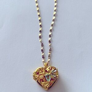 Hollow Blue Hummingbird Collecting Honey Love Openable Album Pendant Necklace.